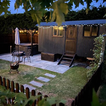 Shepherds Hut With Hot Tub Wells Luaran gambar