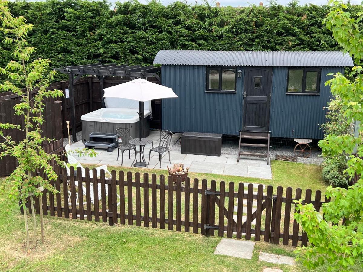 Shepherds Hut With Hot Tub Wells Luaran gambar